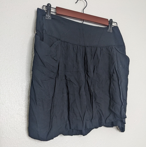 Old Navy Loose Mini Skirt Size 2 - Picture 6 of 7